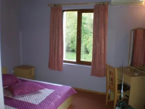 Ilidia Guest House - Image 4