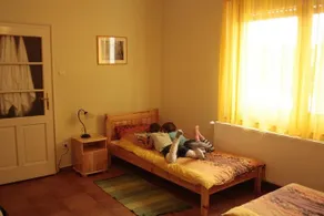 VENDéGHáZ A KéT TORONYHOZ - Image 5