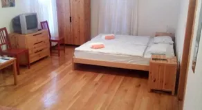 Stres-less Sunny Apartments - Image 3