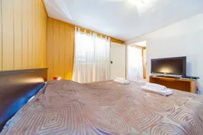 Apartments & Rooms Orlando - Image 3
