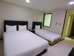 Hotel Rhangju - Image 5