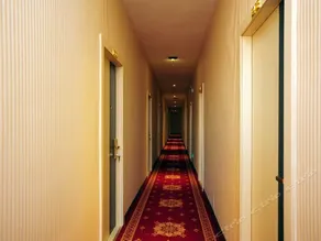 YUNKE HOSTEL - Image 2
