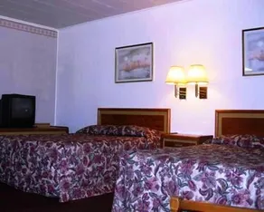 Scottish Inns Dequeen - Image 2