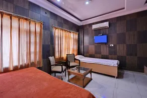 Hotel Shiraz Regency - Image 3