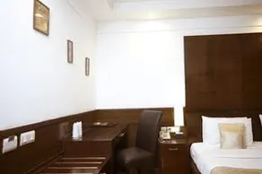 OYO Rooms Malviya Nagar - Image 1