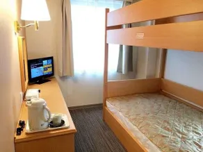 Hotel AZ Fukuoka Yoshitomi Ten - Image 4