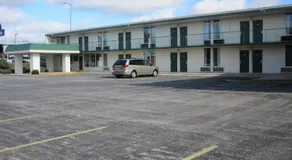 Prime Motel - Image 2