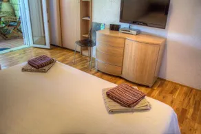 Guest Accommodation Sveti Jakov - Image 5