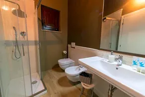 Diana House - Image 5