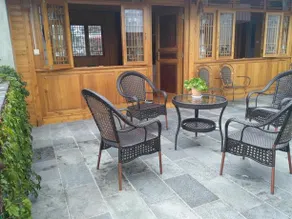 Moon Courtyard - Image 2