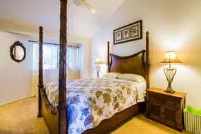 Cozy Charming Condo - Image 3