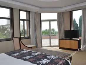 Weihai Hotel - Image 5