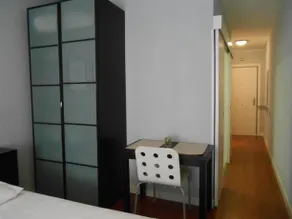 Madrid Studio Apartments - Image 3