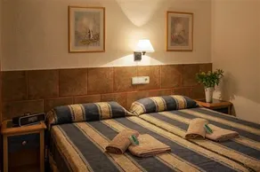 Porto Saler Hotel - Image 2