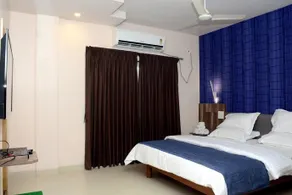 Hotel Pooja Garden - Image 5