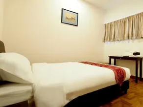 Red Apple Leisure Stay - Image 3