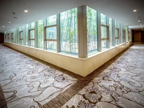 Zhenjiang Yinhong Business Boutique Hotel - Image 3