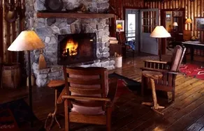 Elk Lake Lodge - Image 4