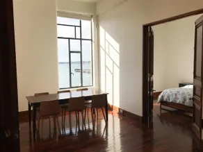 Spacious Harbourside Luxury in an Iconic Building - Image 3