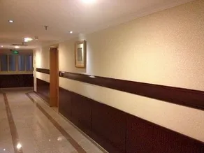 Luxurious Al Rawdah Suites - Image 3