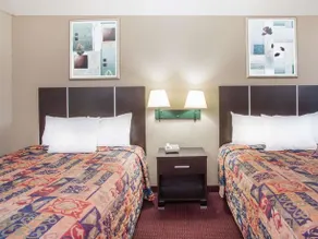 Days Inn by Wyndham Rockingham - Image 2