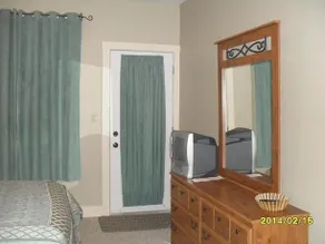 Radium Luxury Condo - Image 5