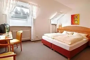 Föhren-Hof Waldgasthof-Hotel-Restaurant - Image 4