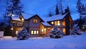 Canadian Mountain Lodging at Kicking Horse Mountain Resort - Image 2