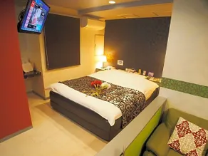 Hotel 24 - Image 2