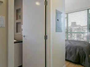 Condo In Downtown Vancouver - Image 5