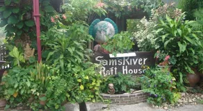 Sam's River Raft House - Image 4
