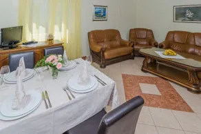 Holiday Villa Perna - Image 3