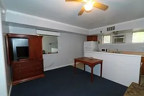 University Motel - Image 5