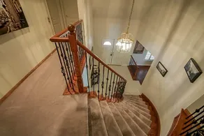 5 Bedroom House In Jacmar Court Las Vegas - Image 3