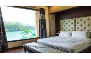 Queens Flower Resort - Image 3