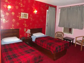 Holiday Home Hotel - Image 5