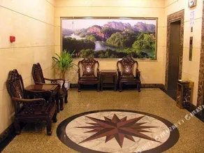 Phoenix Hotel - Image 4
