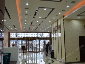 Thank Inn Plus Hotel Xuzhou Huohua - Image 4