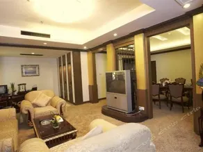 Shenshi Bridge Hotel - Image 5