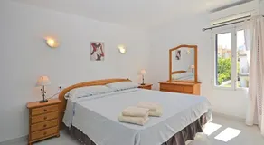 Angela House - Image 4