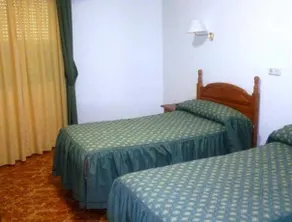 Hostal El Brezo - Image 2
