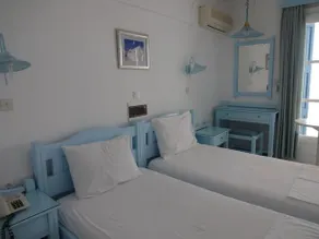 Remezzo Hotel & Studios - Image 5