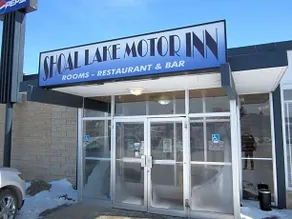 Shoal Lake Motor Inn - Image 2