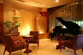 Orange Hotel (Shanghai Loushanguan Road Metro Station Branch) - Image 2