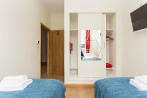 406 Harrow - Image 2