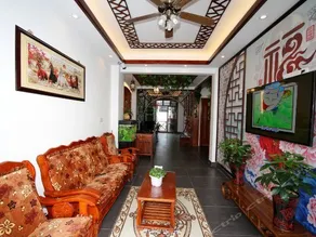 Yuhua Chunxiao Boutique Theme Inn - Image 3