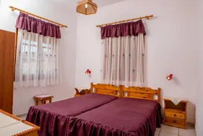 Evita Beach Apartments - Image 2