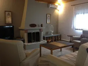 Dino's Cottage - Image 5
