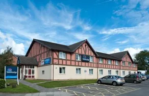 Travelodge Liverpool Aigburth - Image 4