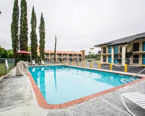High Springs Inn - Image 4